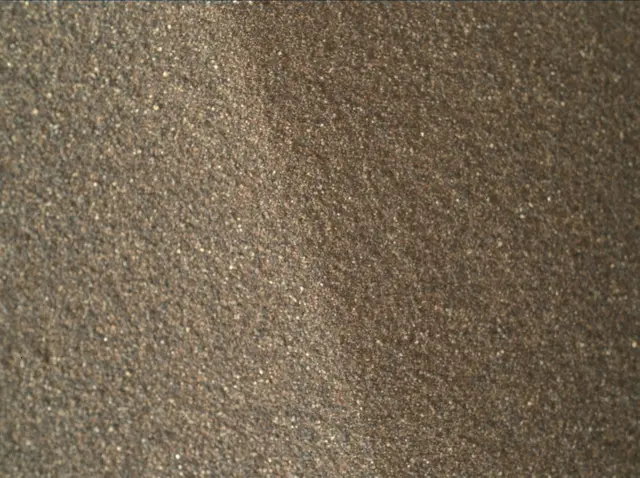 Sol 2025: Mars Hand Lens Imager (MAHLI)