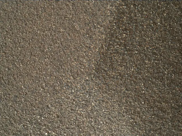 Sol 2025: Mars Hand Lens Imager (MAHLI)