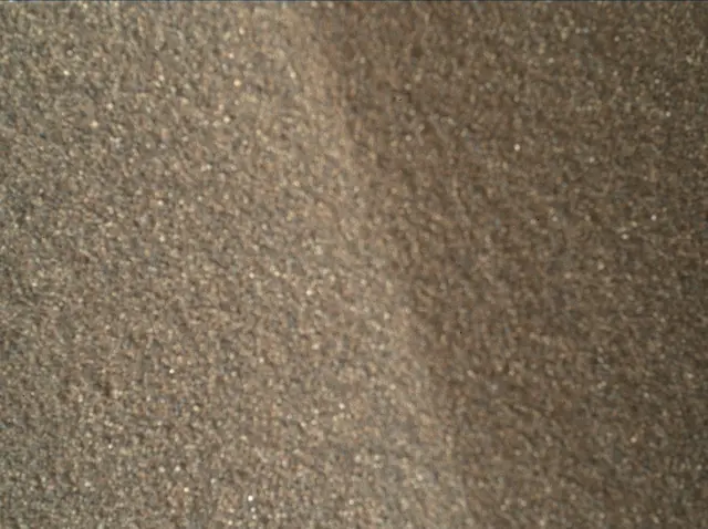 Sol 2025: Mars Hand Lens Imager (MAHLI)