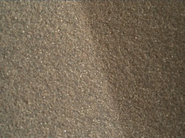Sol 2025: Mars Hand Lens Imager (MAHLI)