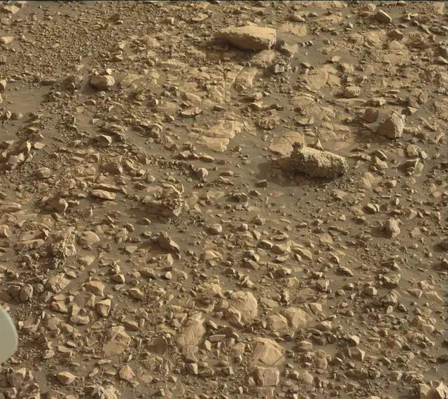 Sol 2027: Mast Camera (Mastcam)
