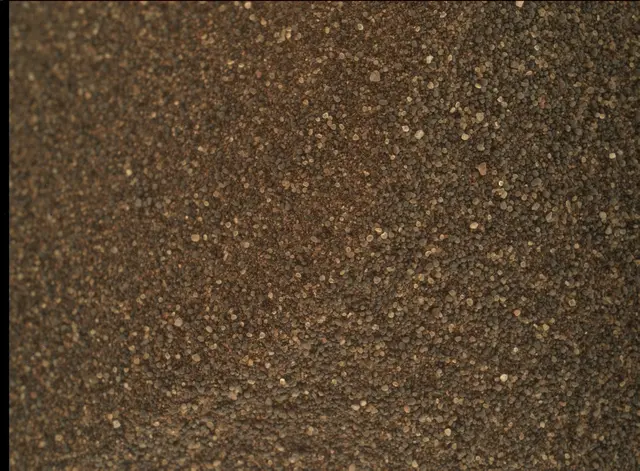 Sol 2027: Mars Hand Lens Imager (MAHLI)