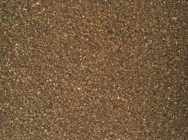 Sol 2027: Mars Hand Lens Imager (MAHLI)