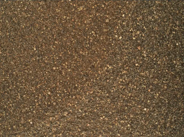 Sol 2027: Mars Hand Lens Imager (MAHLI)