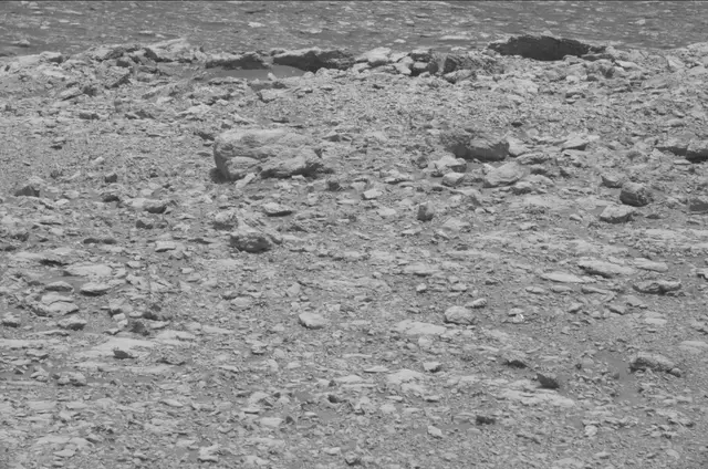 Sol 2029: Mast Camera (Mastcam)