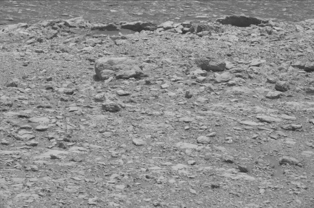 Sol 2029: Mast Camera (Mastcam)