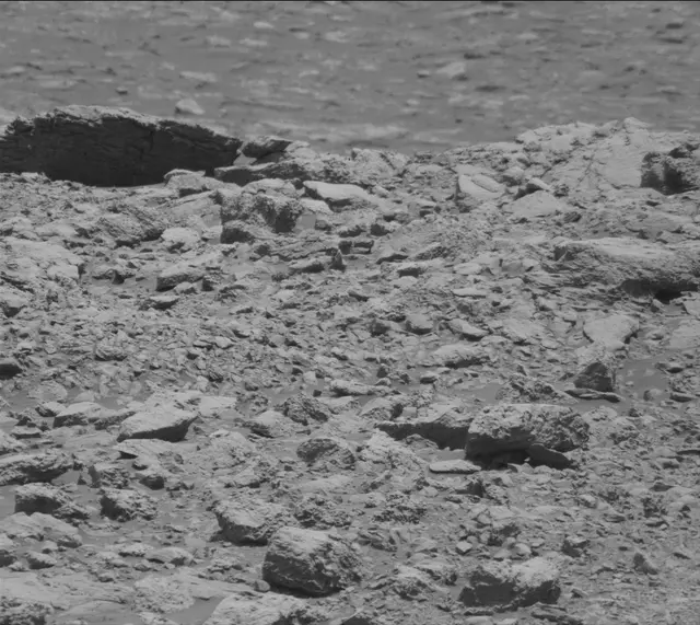 Sol 2029: Mast Camera (Mastcam)