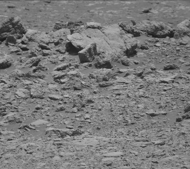 Sol 2029: Mast Camera (Mastcam)