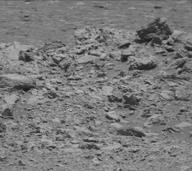 Sol 2029: Mast Camera (Mastcam)