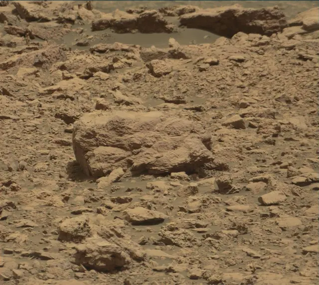 Sol 2029: Mast Camera (Mastcam)