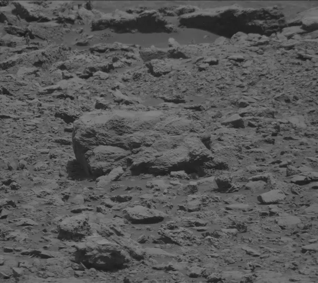 Sol 2029: Mast Camera (Mastcam)