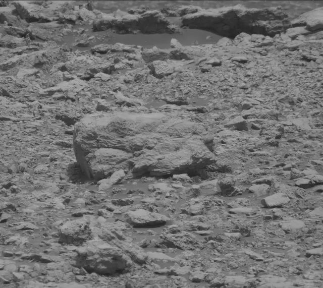 Sol 2029: Mast Camera (Mastcam)