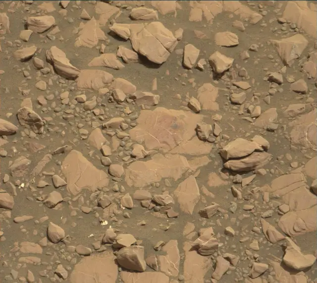 Sol 2029: Mast Camera (Mastcam)