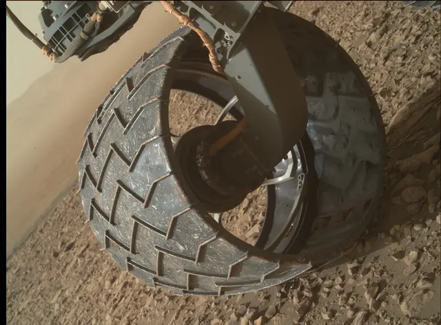 Sol 2029: Mars Hand Lens Imager (MAHLI)