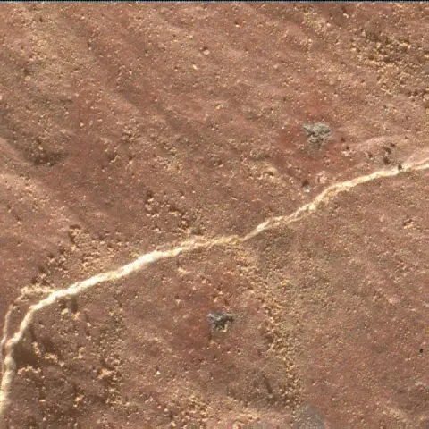 Sol 2029: Mars Hand Lens Imager (MAHLI)