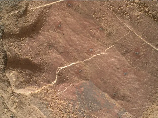 Sol 2029: Mars Hand Lens Imager (MAHLI)