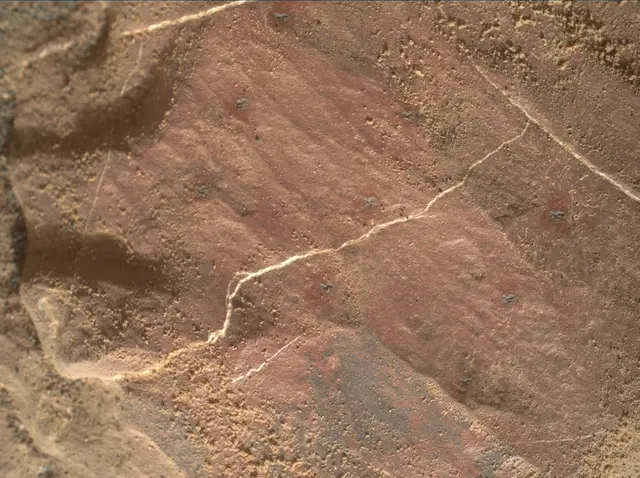 Sol 2029: Mars Hand Lens Imager (MAHLI)