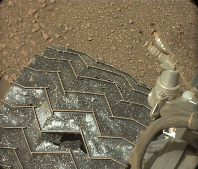 Sol 2030: Mast Camera (Mastcam)