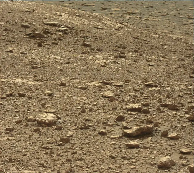 Sol 2030: Mast Camera (Mastcam)