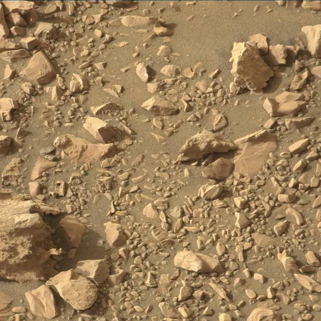 Sol 2030: Mast Camera (Mastcam)