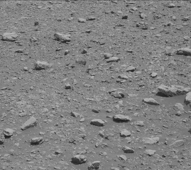Sol 2032: Mast Camera (Mastcam)
