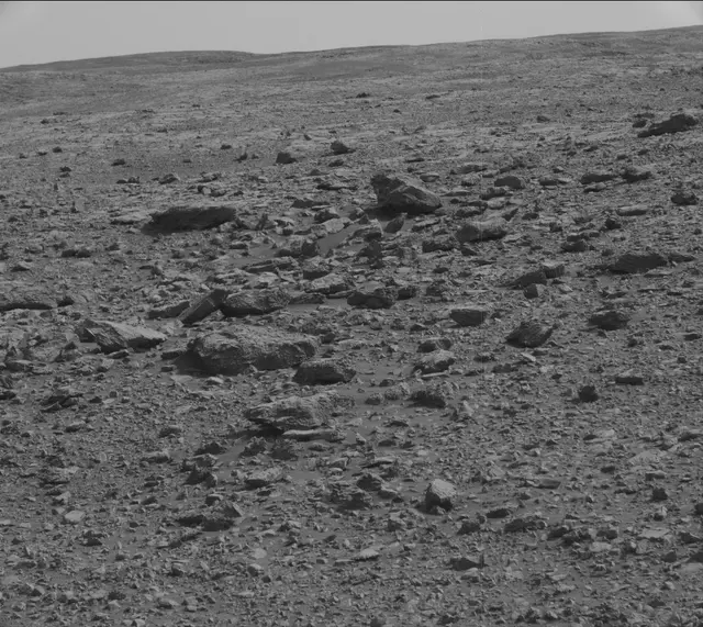 Sol 2032: Mast Camera (Mastcam)