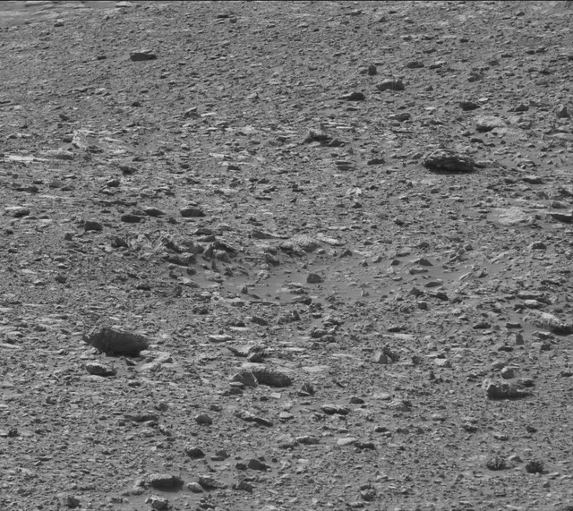 Sol 2032: Mast Camera (Mastcam)