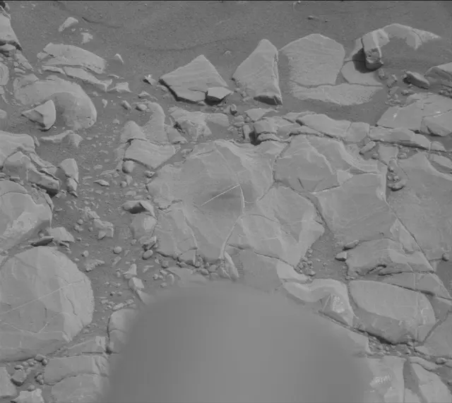Sol 2032: Mast Camera (Mastcam)
