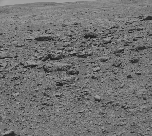 Sol 2034: Mast Camera (Mastcam)