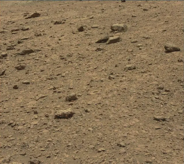 Sol 2034: Mast Camera (Mastcam)