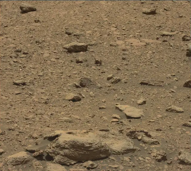 Sol 2034: Mast Camera (Mastcam)