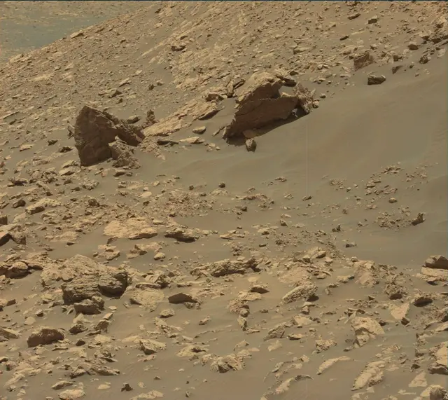 Sol 2034: Mast Camera (Mastcam)