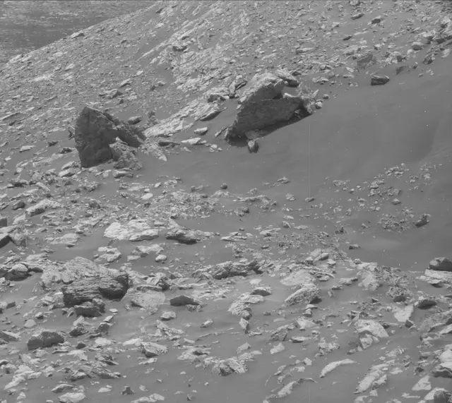 Sol 2034: Mast Camera (Mastcam)