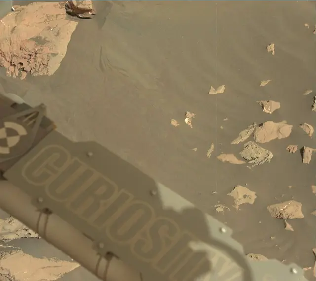 Sol 2034: Mast Camera (Mastcam)