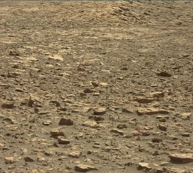 Sol 2034: Mast Camera (Mastcam)