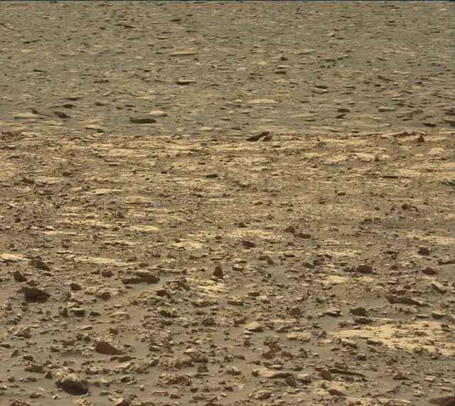 Sol 2034: Mast Camera (Mastcam)