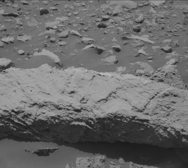 Sol 2034: Mast Camera (Mastcam)