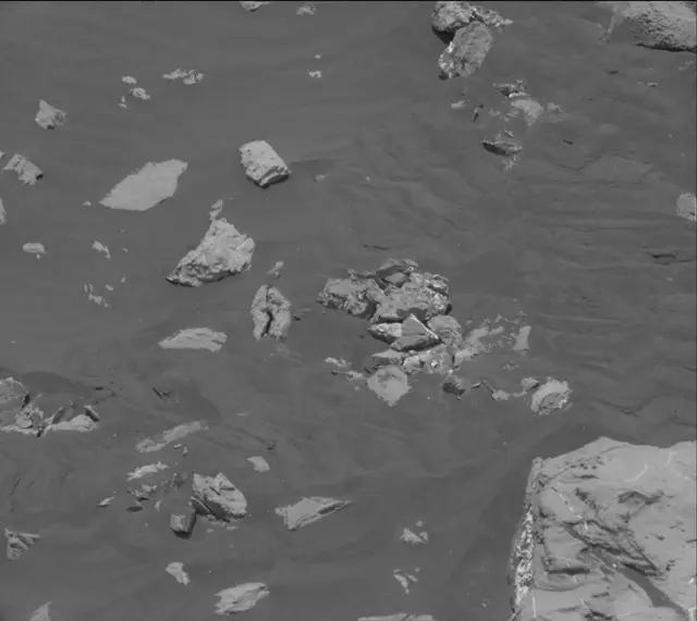Sol 2036: Mast Camera (Mastcam)