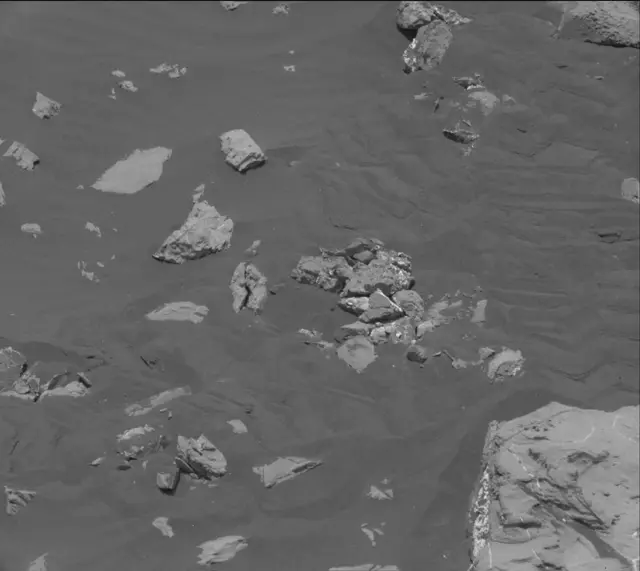 Sol 2036: Mast Camera (Mastcam)