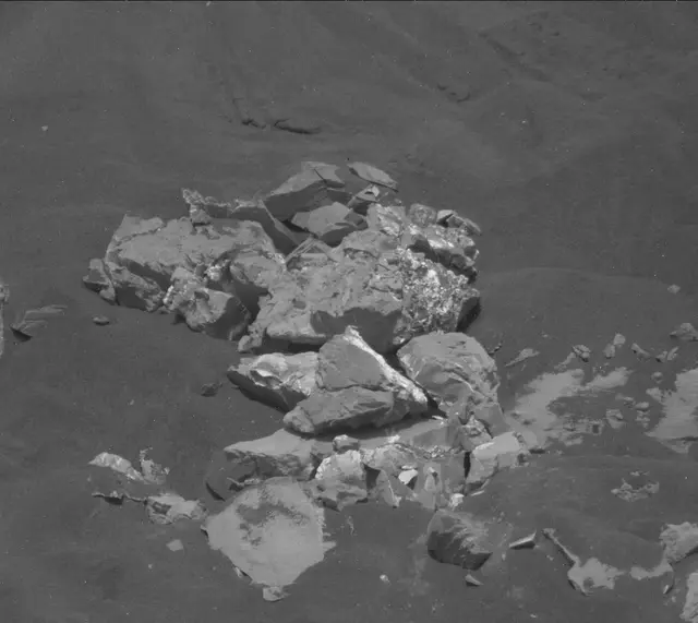Sol 2036: Mast Camera (Mastcam)