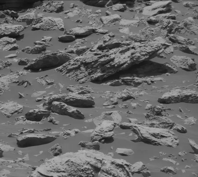 Sol 2036: Mast Camera (Mastcam)