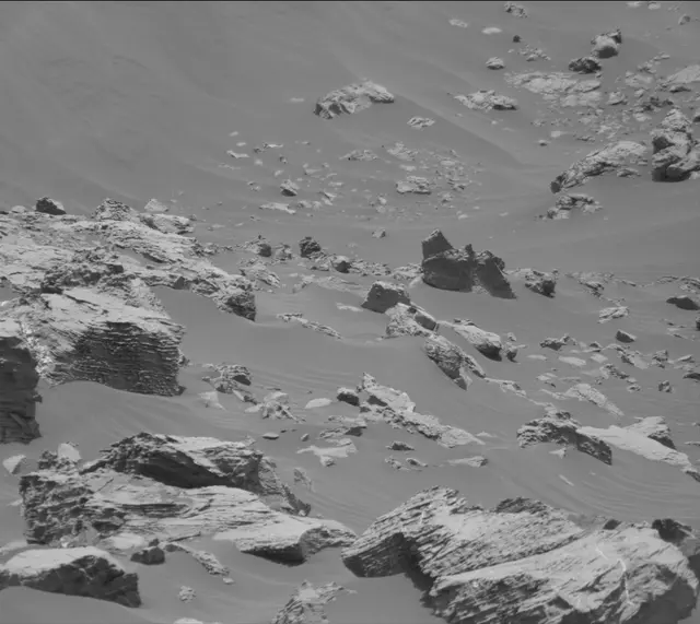 Sol 2036: Mast Camera (Mastcam)