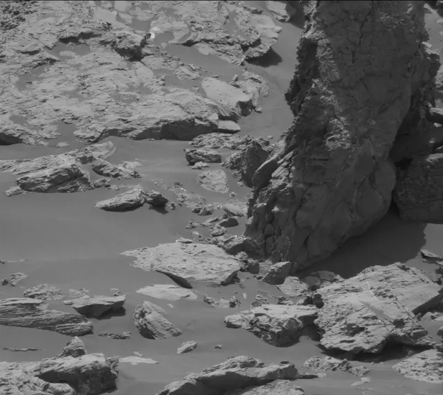 Sol 2036: Mast Camera (Mastcam)