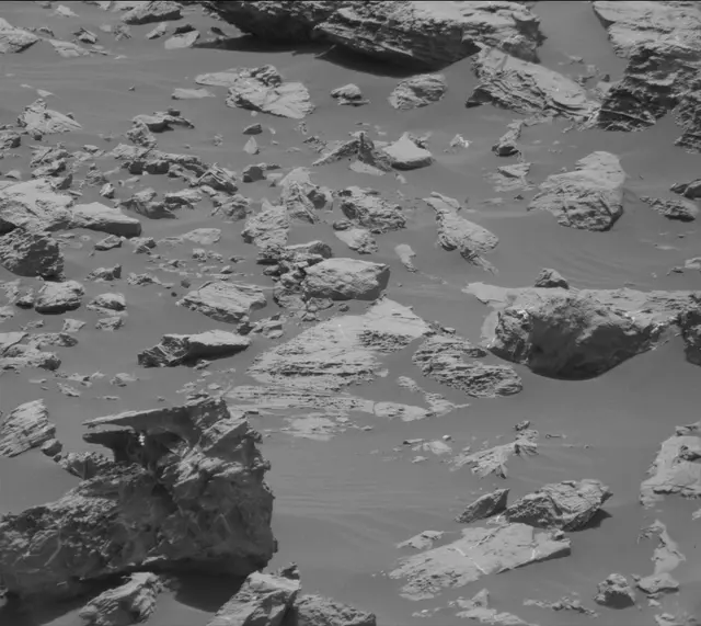 Sol 2036: Mast Camera (Mastcam)