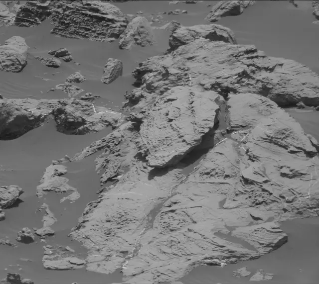 Sol 2036: Mast Camera (Mastcam)