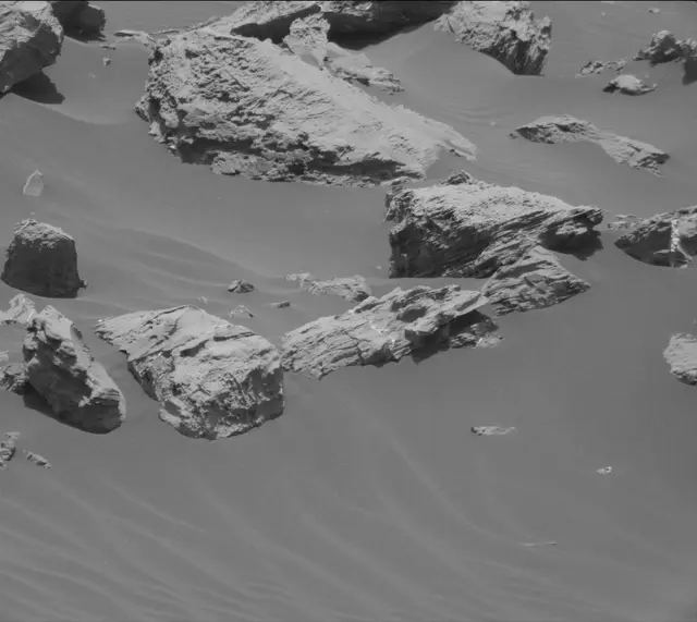 Sol 2036: Mast Camera (Mastcam)