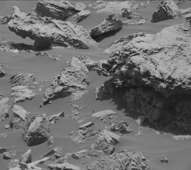 Sol 2036: Mast Camera (Mastcam)