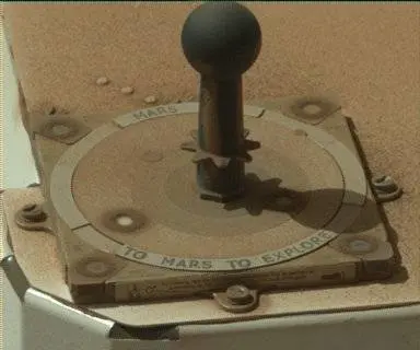 Sol 2038: Mast Camera (Mastcam)
