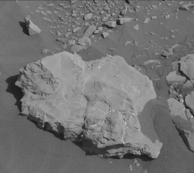 Sol 2038: Mast Camera (Mastcam)