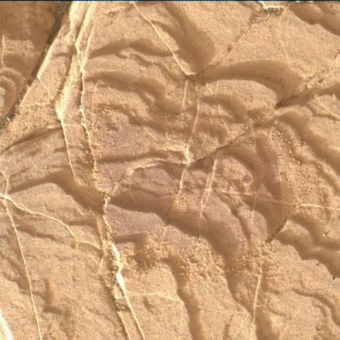 Sol 2038: Mars Hand Lens Imager (MAHLI)